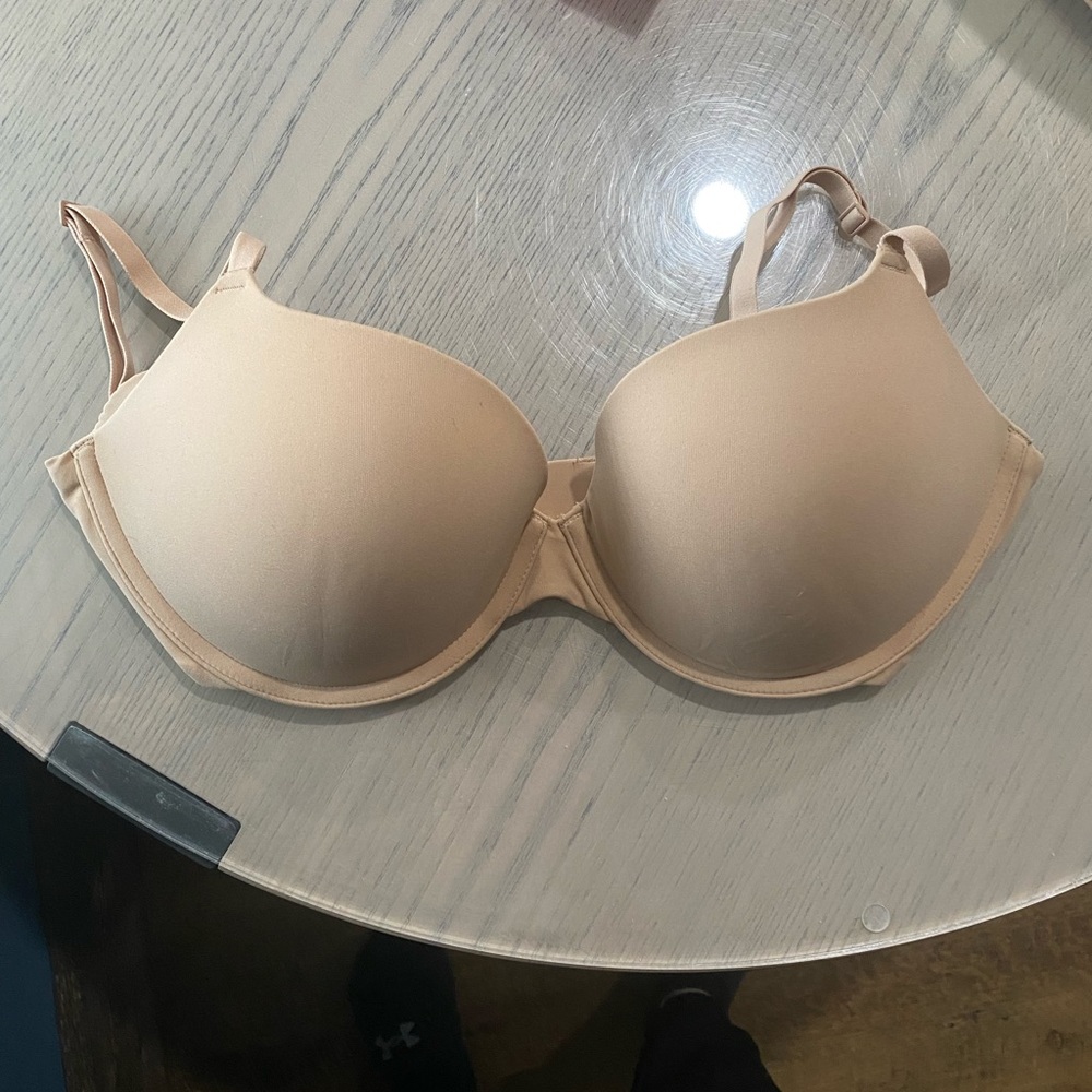 Skims Fits Everybody Push Up Bra 36C Clay